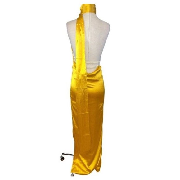Khanums x REVOLVE Kara Pearl Trim Maxi Dress Yellow - Picture 7 of 7